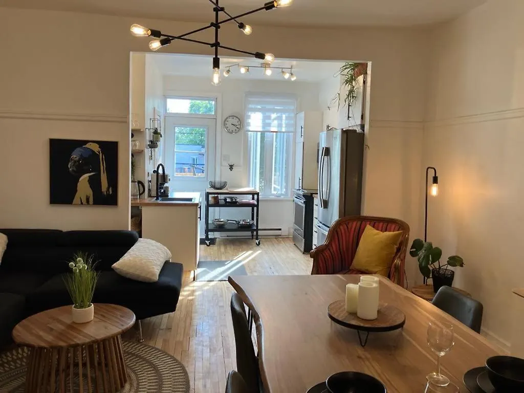 Sunny Loft Apartment Montreal