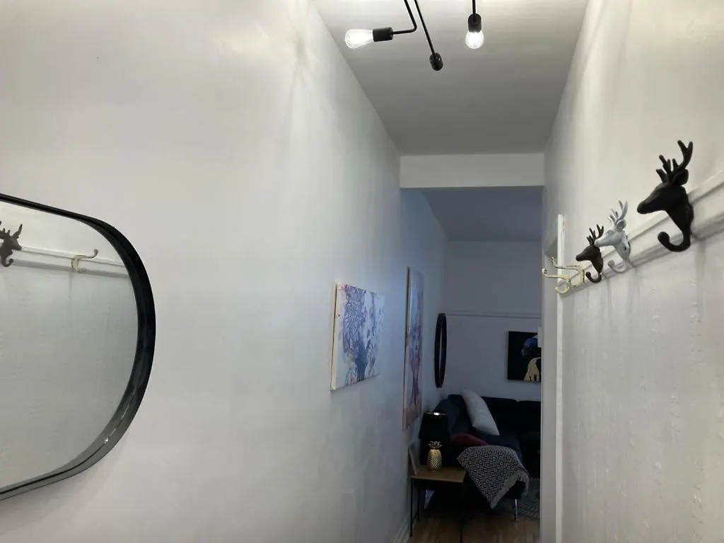 شقة Sunny Loft مونتريال